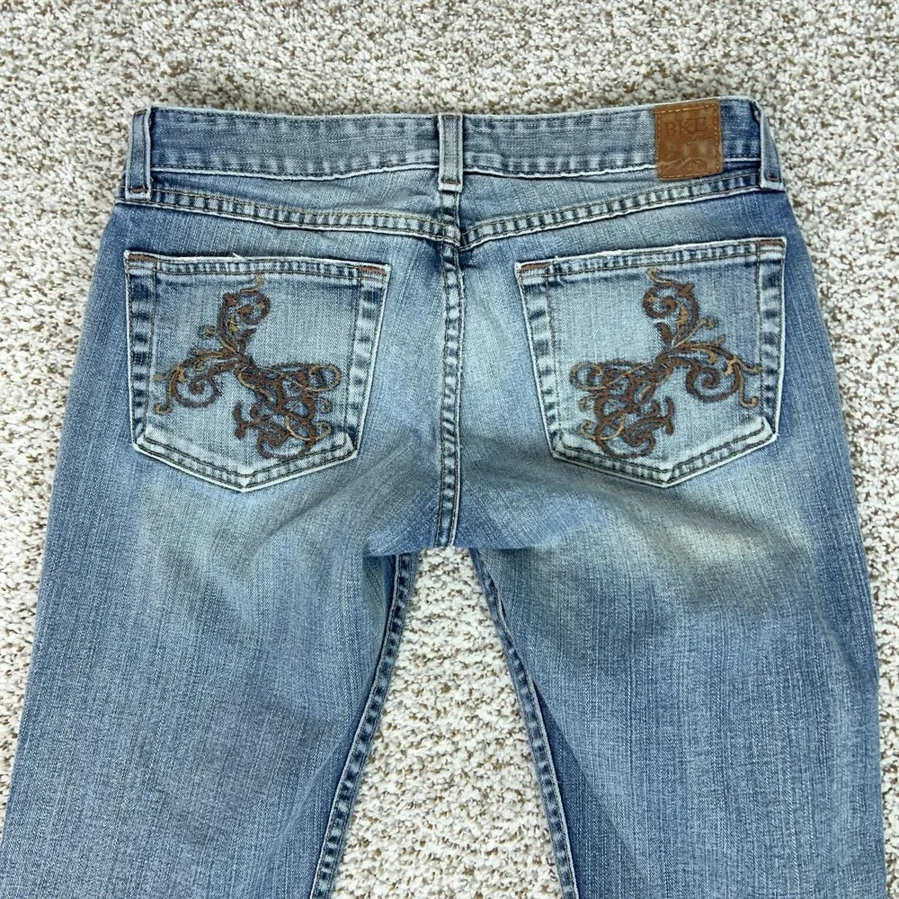 BKE Jeans Womens 29 Blue Bootcut Embroidered Pockets Medium Wash Denim‎ Western